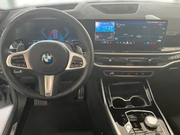 X7 xDrive 40d M SPORT/AHK/22Z/H&K/PANO-DA/7-SI/