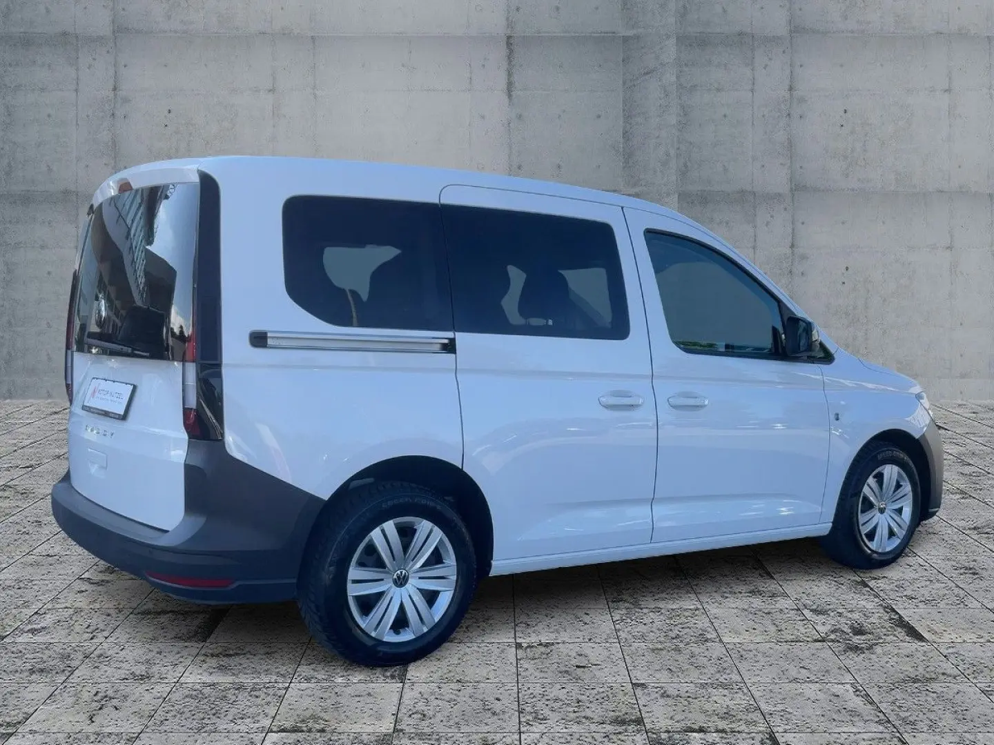 Caddy 2.0 TDI LED+2xPDC+GRA+SHZ+ZV+5-SITZER-DAB+