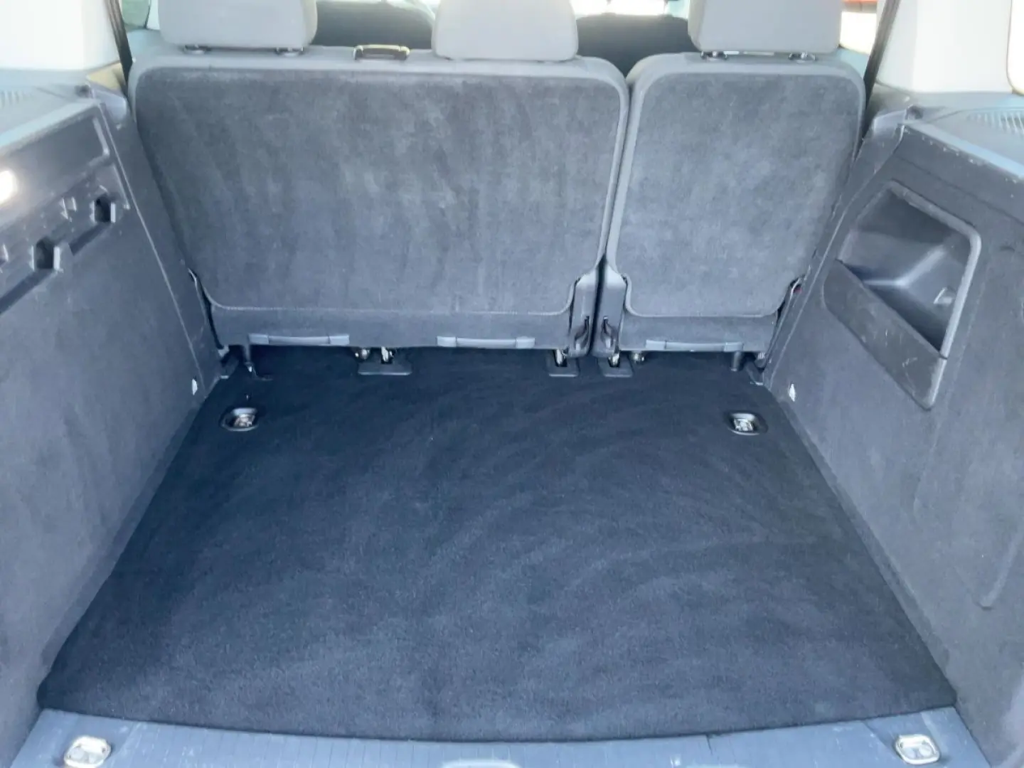 Caddy 2.0 TDI LED+2xPDC+GRA+SHZ+ZV+5-SITZER-DAB+