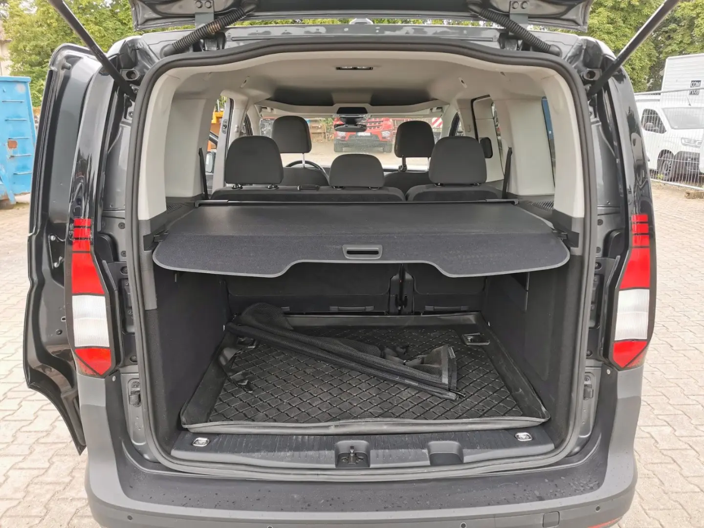 Caddy Basis Klimaautomatik*