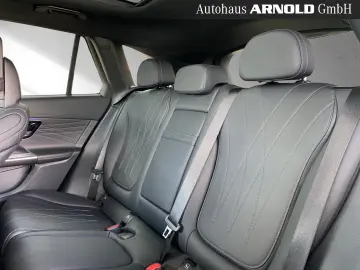 GLC 300 d 4M AMG Line AIRM AHK Pano Distr. 360°