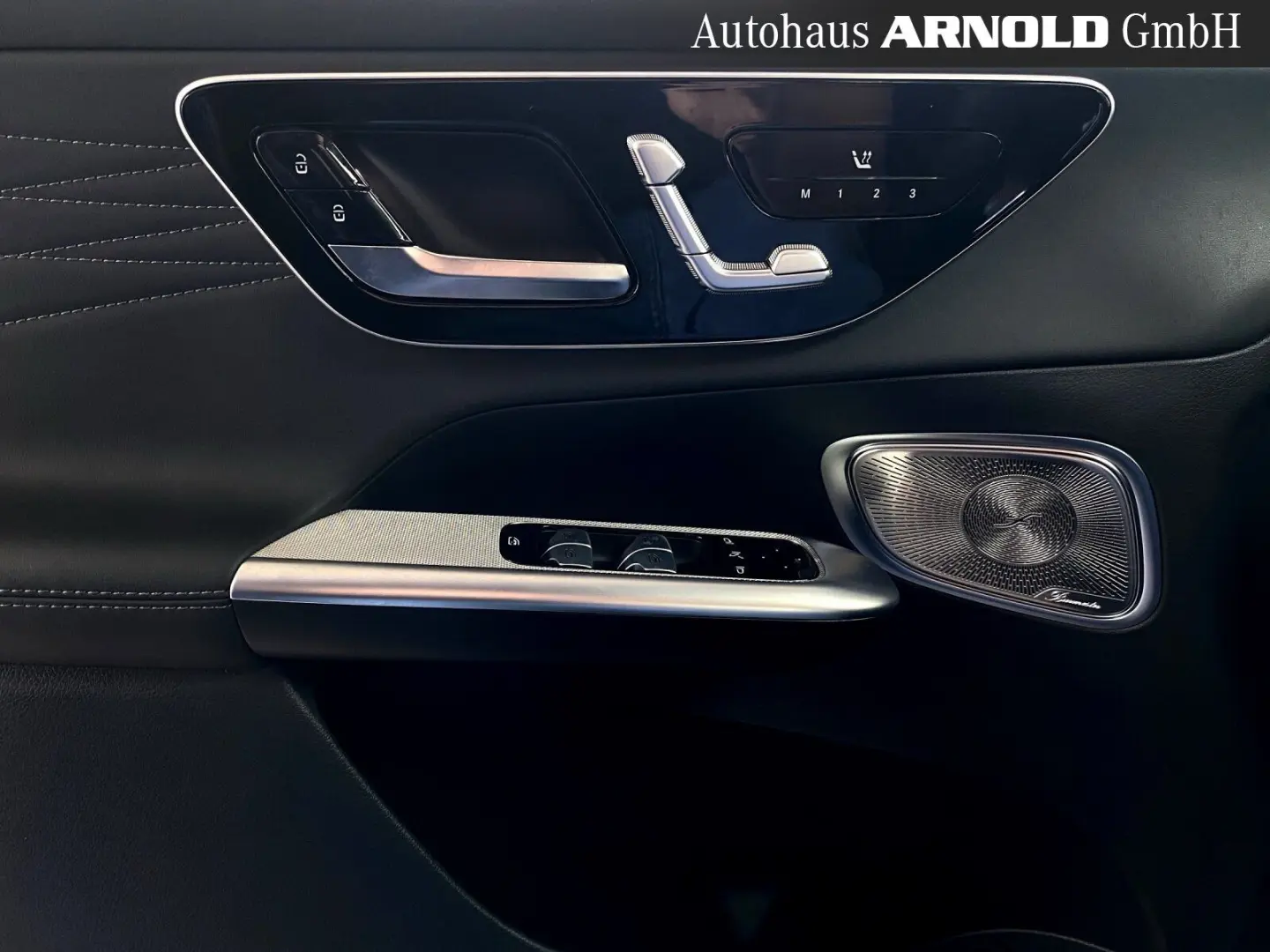 GLC 300 d 4M AMG Line AIRM AHK Pano Distr. 360°
