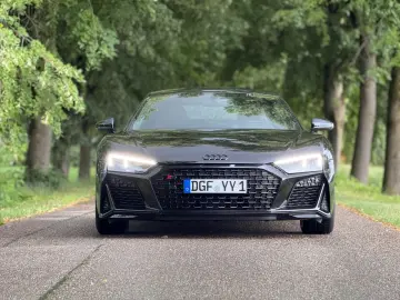 R8 Coupe 5.2 FSI RWD performance *1-HD*
