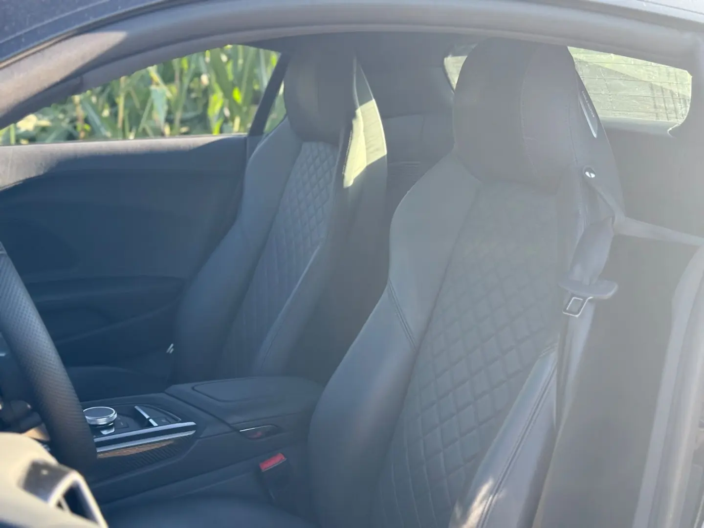 R8 Coupe 5.2 FSI RWD performance *1-HD*
