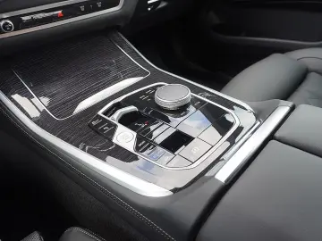 X5 xDrive30d M Sport PRO AHK Standheizung ACC 36