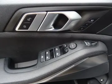 X5 xDrive45e 21