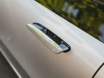 Mercedes EQS 580