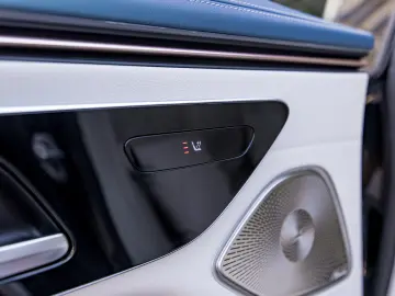 Mercedes EQS 580