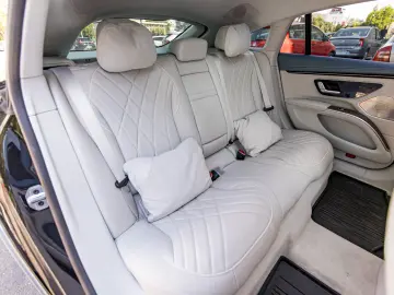 Mercedes EQS 580
