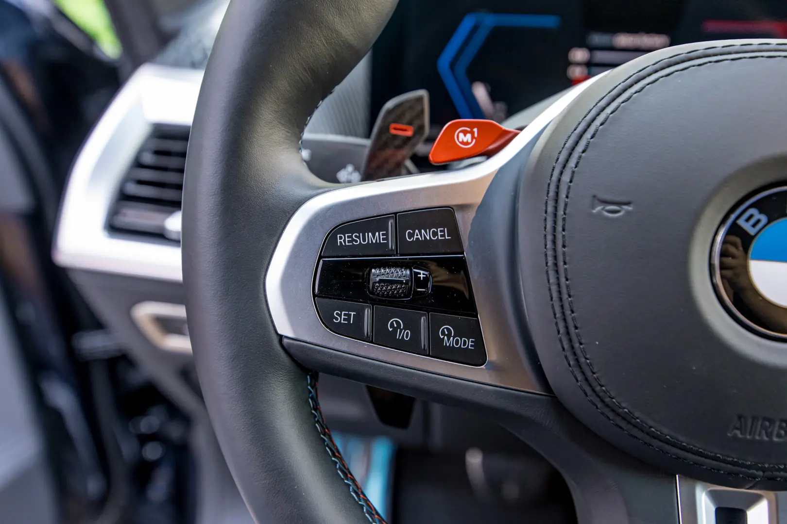 BMW XM 50e M Pachet 2024