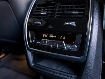 BMW XM 50e M Pachet 2024