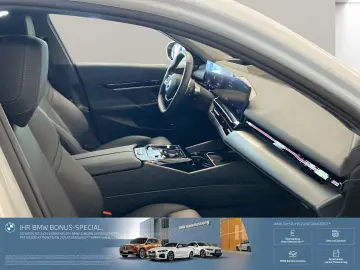 520d xDrive Limousine LiveCockpitProf Kamera