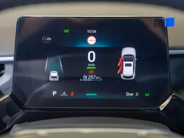 MG 3 1 5 HEV Automatic