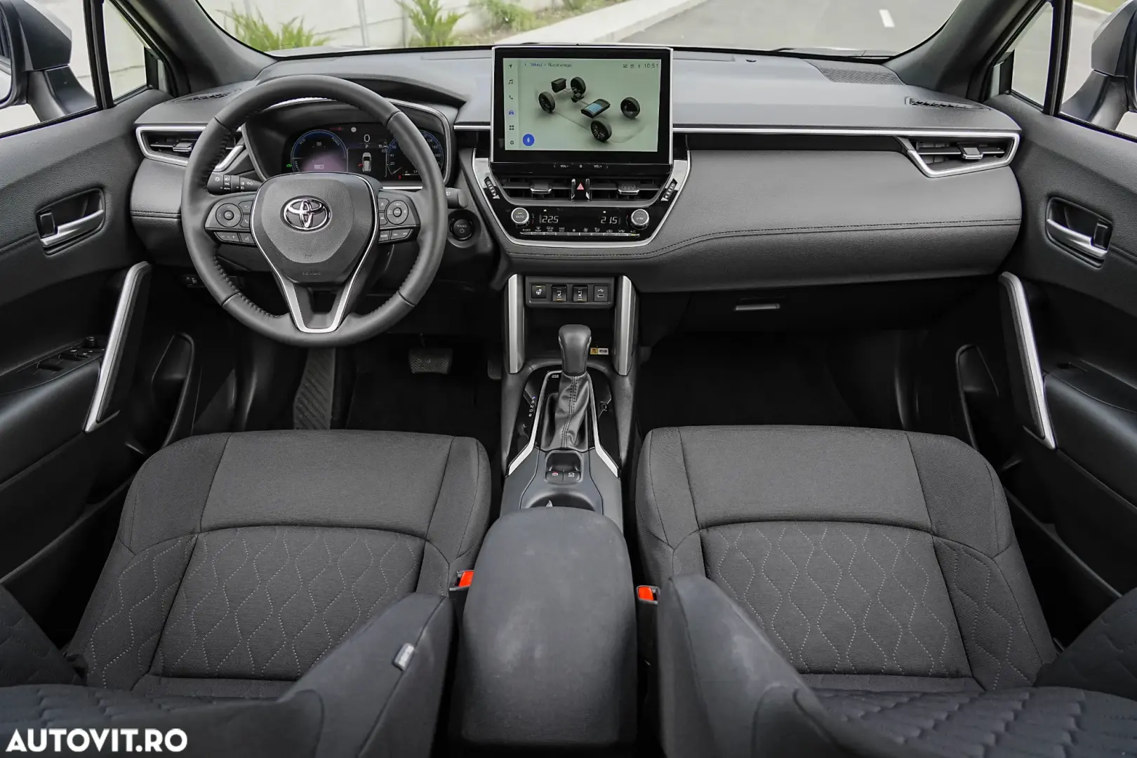 Toyota Corolla Cross HYBRID Dynamic E-CVT 2WD
