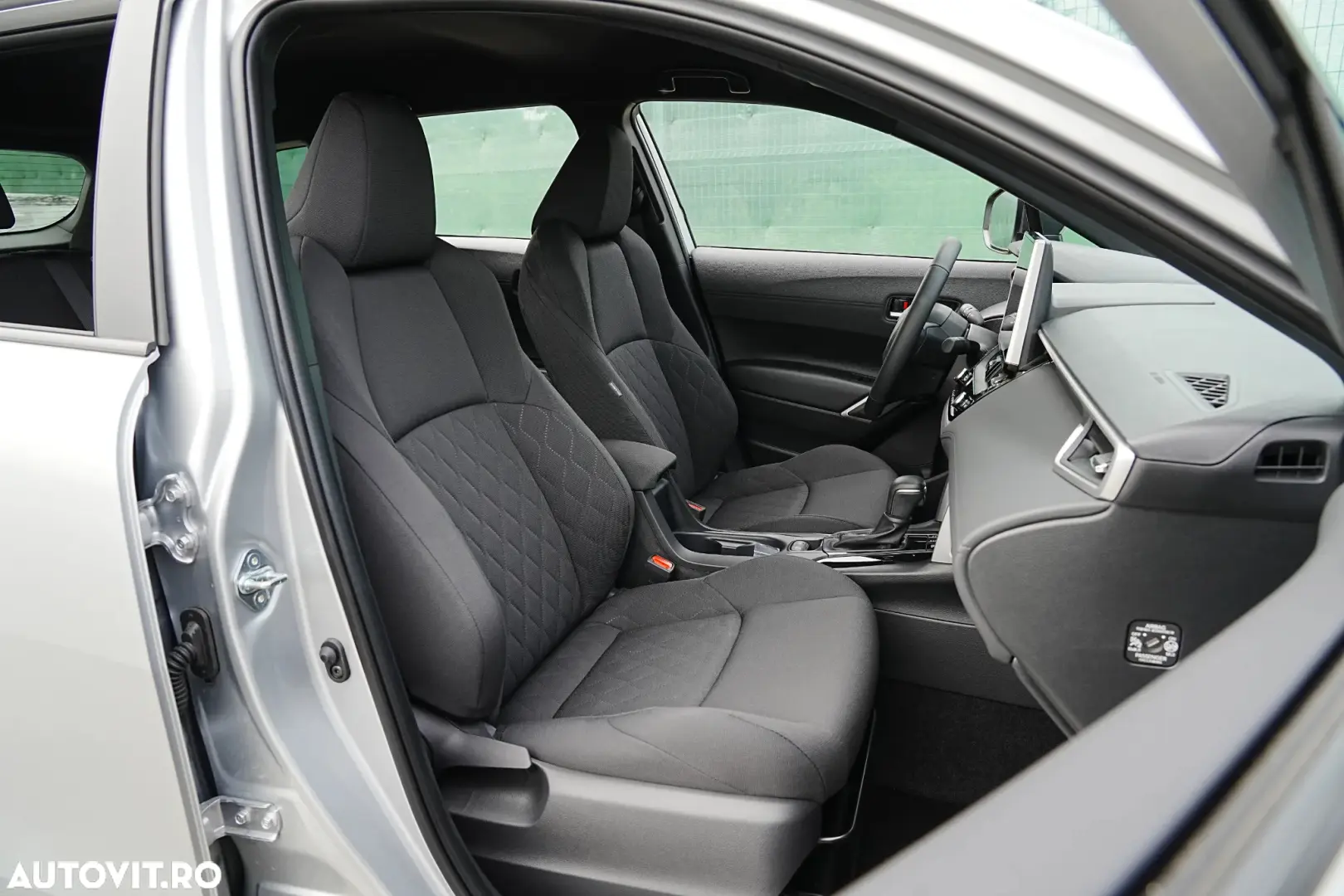 Toyota Corolla Cross HYBRID Dynamic E-CVT 2WD