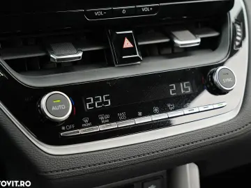 Toyota Corolla Cross HYBRID Dynamic E-CVT 2WD