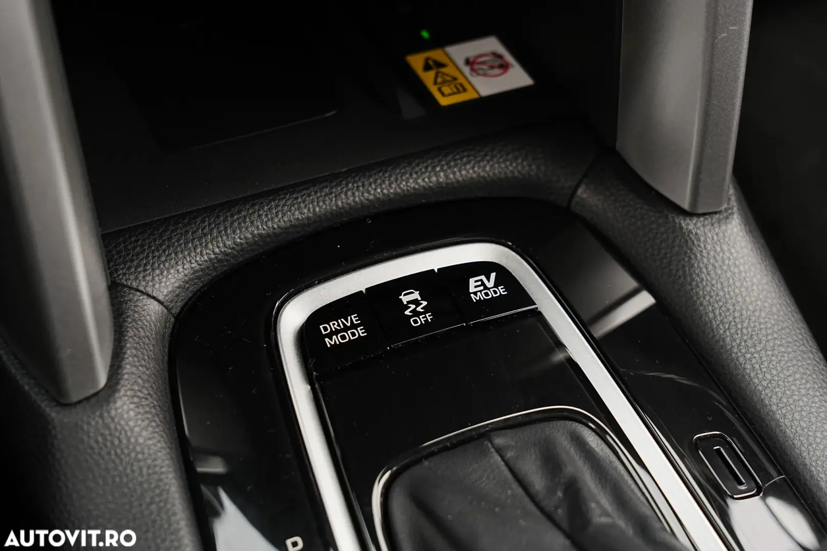 Toyota Corolla Cross HYBRID Dynamic E-CVT 2WD