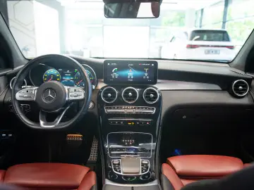 Mercedes-Benz GLC 220d Coupe 4Matic AMG Line
