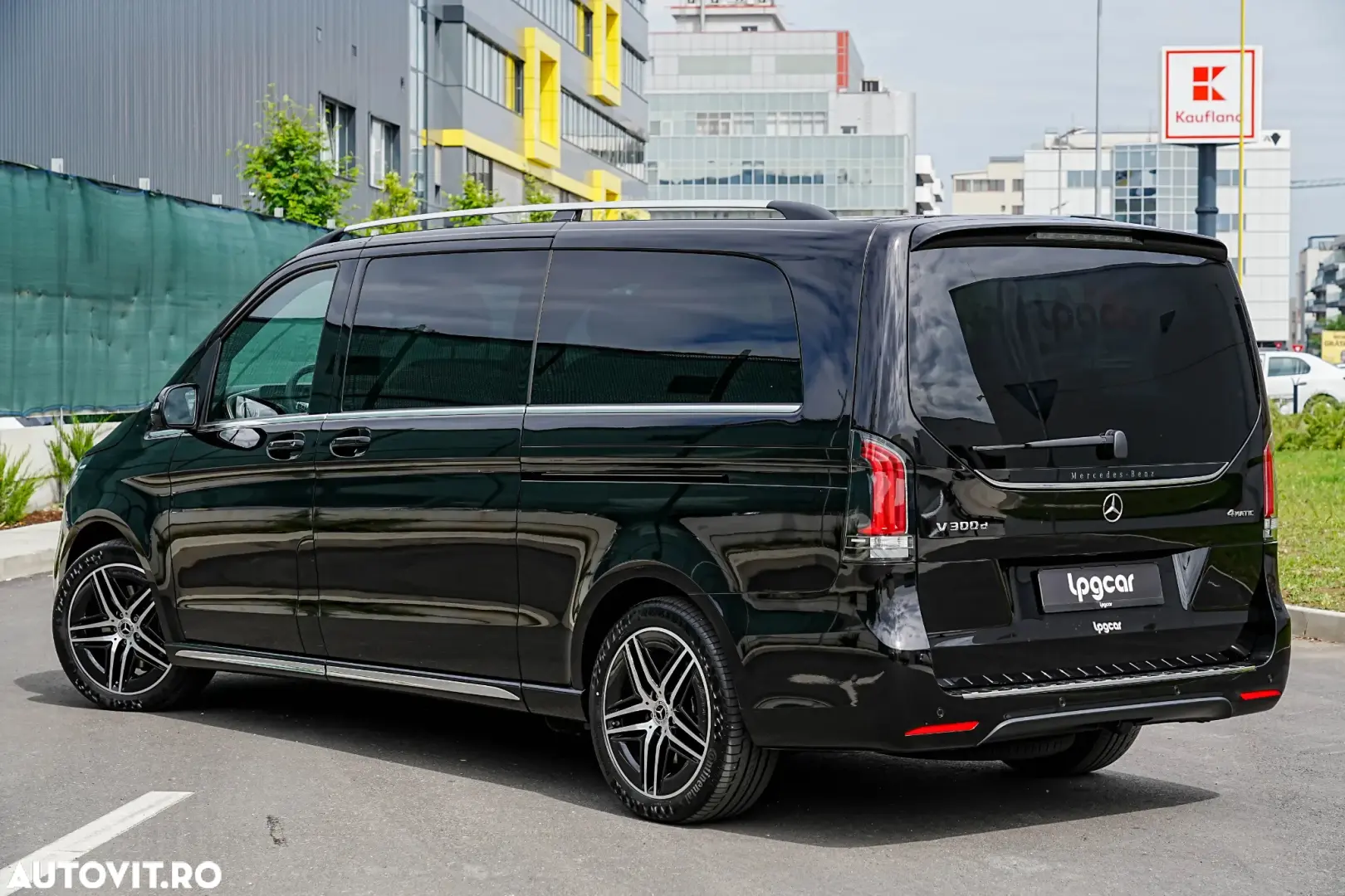 Mercedes-Benz V300d Combi Extra-lung AWD 9AT Exclusive