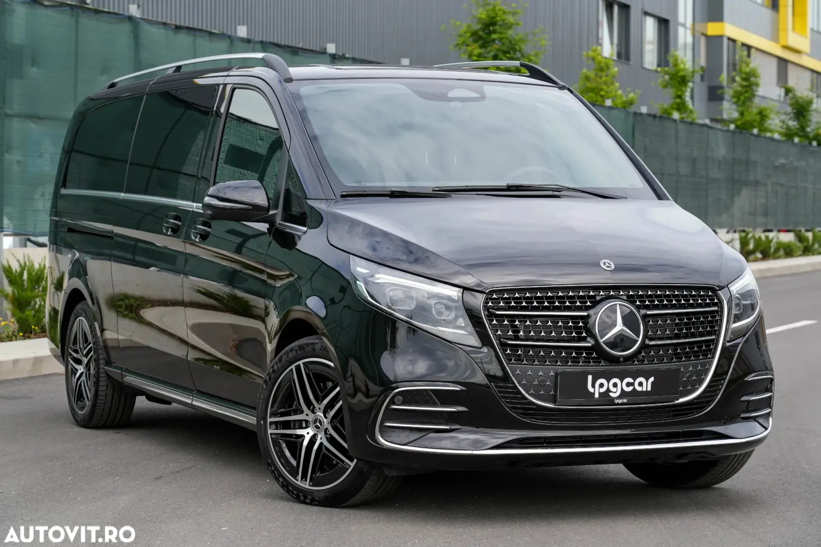 Mercedes-Benz V300d Combi Extra-lung AWD 9AT Exclusive
