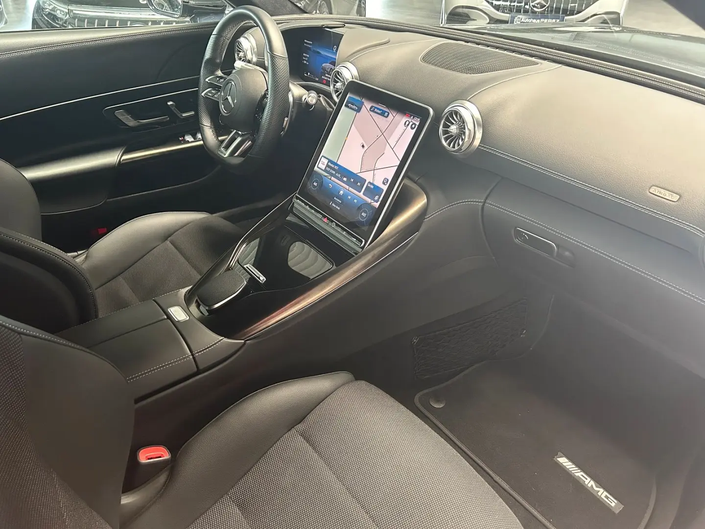 SL 43 AMG DISTRONIC-DYNAMIC PLUS-MEMORY-KAMERA