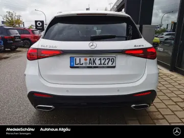 GLC 200 4MATIC AMG Night AHK LED Kam Ambie Dist