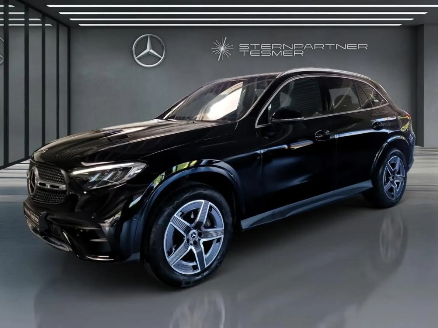GLC 300 e 4M AMG+MBUX+DISTRONIC+AMBIENTE+AHK