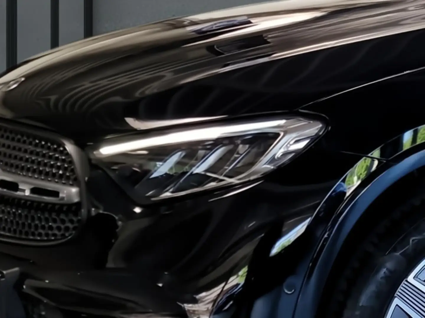 GLC 300 e 4M AMG+MBUX+DISTRONIC+AMBIENTE+AHK