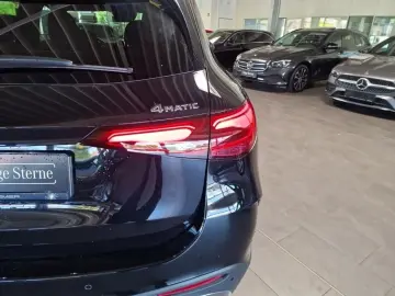 GLC 300 e 4M AMG+MBUX+DISTRONIC+AMBIENTE+AHK