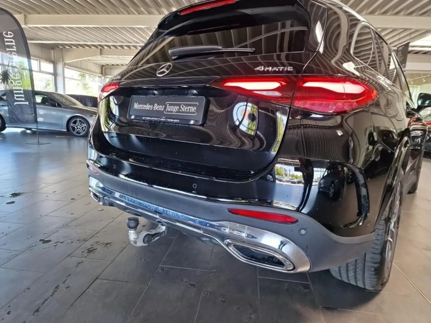 GLC 300 e 4M AMG+MBUX+DISTRONIC+AMBIENTE+AHK