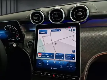 GLC 300 e 4M AMG+MBUX+DISTRONIC+AMBIENTE+AHK