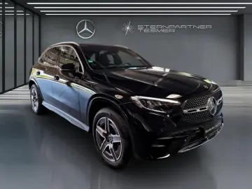 GLC 300 e 4M AMG+MBUX+DISTRONIC+AMBIENTE+AHK