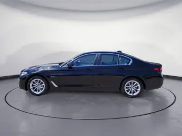545e xDrive Aktivlenkung ACC Head-Up Leder PDC