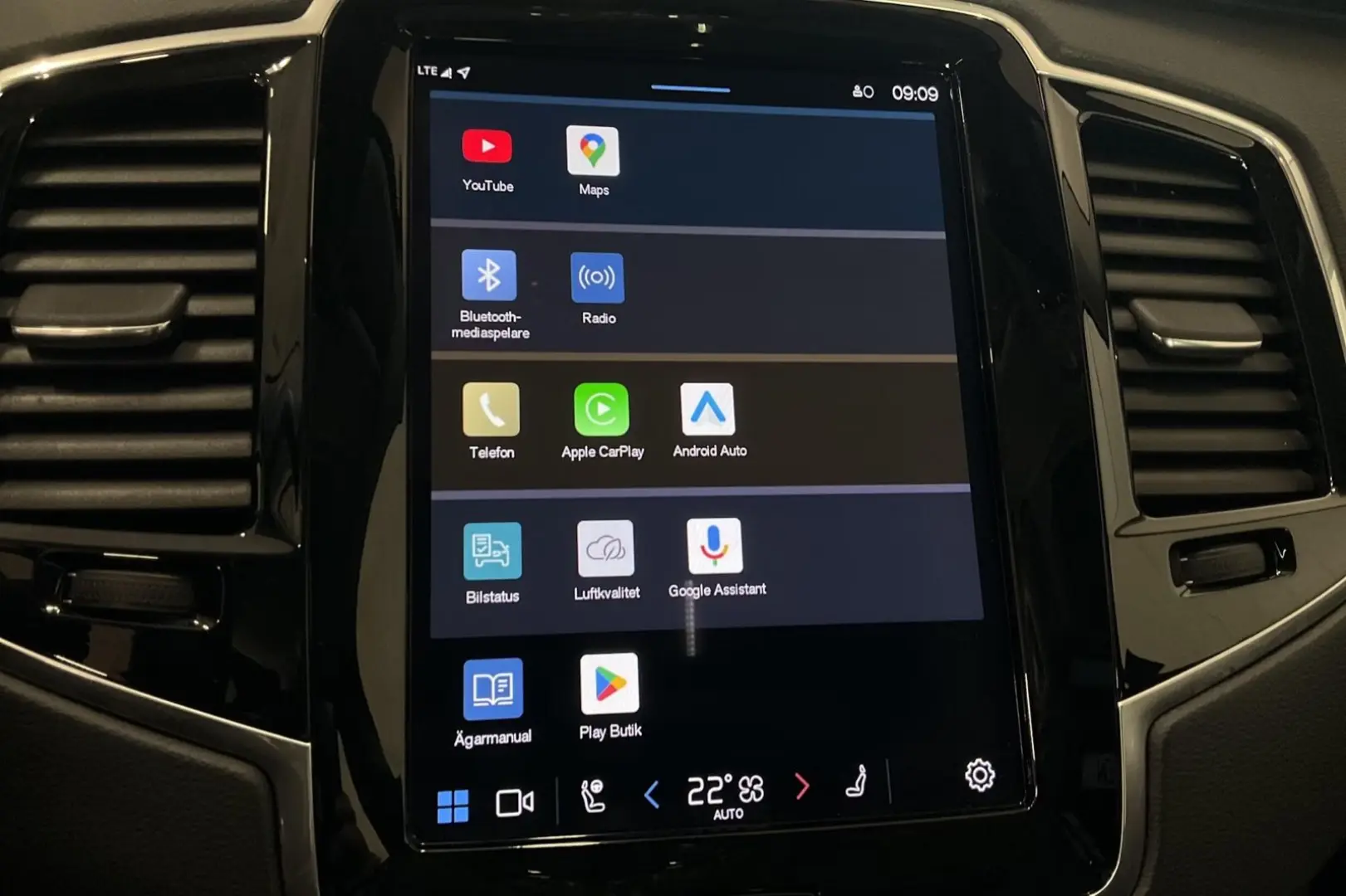 XC90 T8 AWD 456hp Plug-In ULT-Dark Recharge