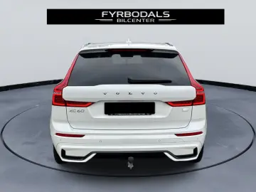 XC60 Plus Dark 350hp Recharge Plug-In Hybrid AWD