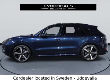 Cayenne E-Hybrid 470HP PANO 22
