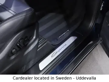 Cayenne E-Hybrid 470HP PANO 22