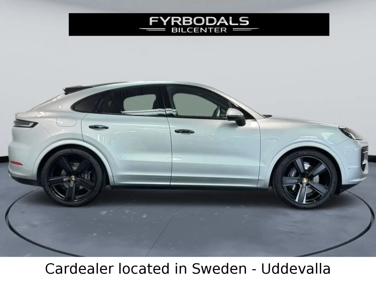 Cayenne Coupe E-Hybrid 470HP 22