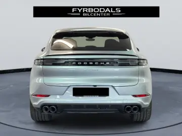 Cayenne Coupe E-Hybrid 470HP 22