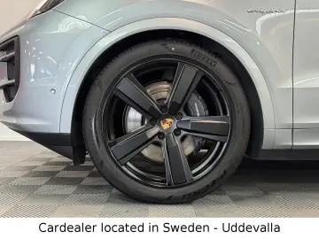 Cayenne Coupe E-Hybrid 470HP 22