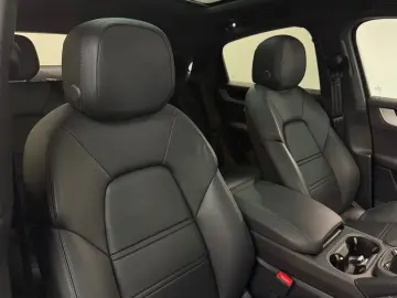 Cayenne Coupe E-Hybrid 470HP 22