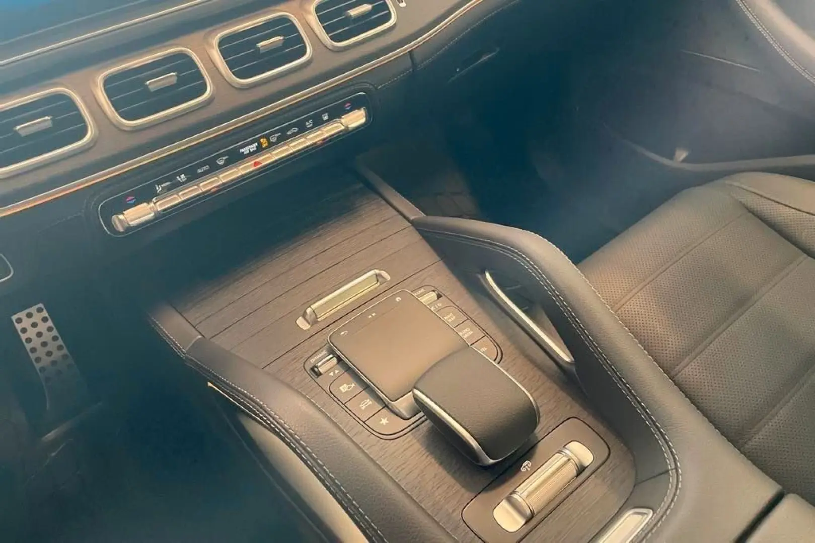GLS 400d 4Matic 330hp AMG PANO HUD