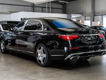 Maybach S 680 4M / MY 2025 / Rear Axle Steering