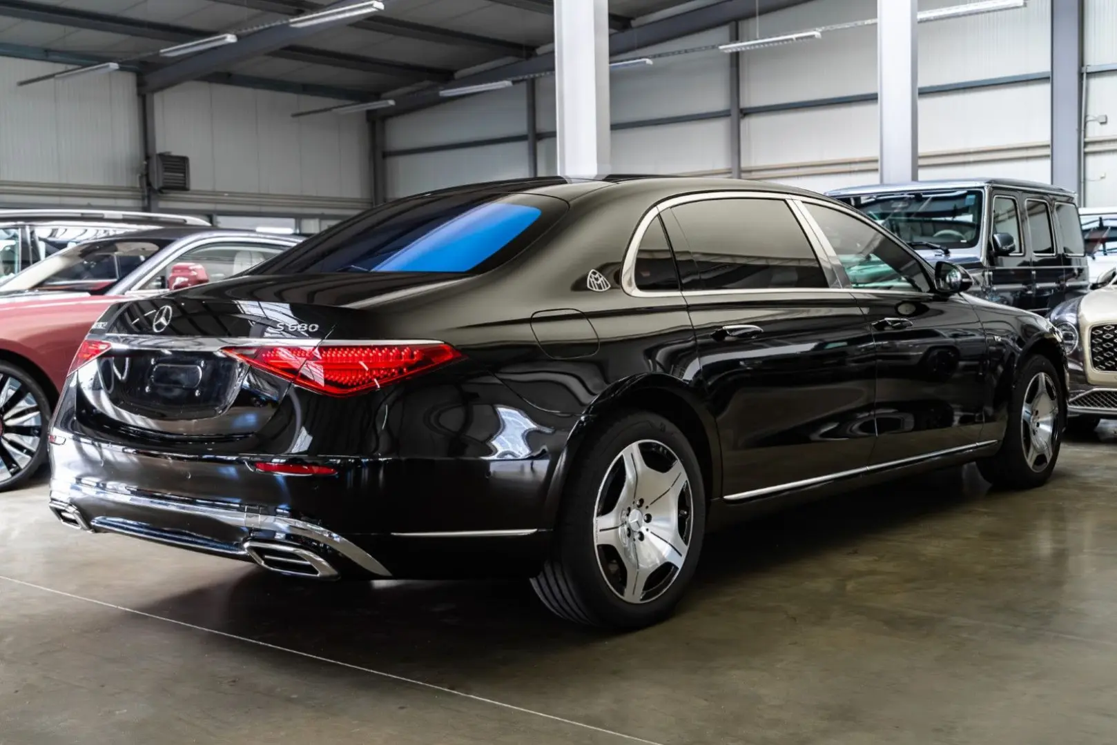 Maybach S 680 4M / MY 2025 / Rear Axle Steering