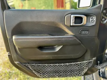 Jeep Wrangler Rubicon 2.0T AT8 /Soft+Hardtop / Ledbar