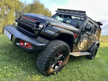 Jeep Wrangler Rubicon 2.0T AT8  Soft Hardtop   Ledbar