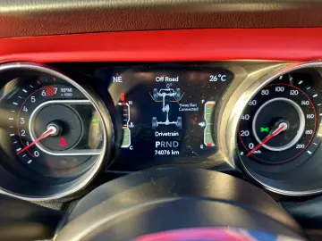 Jeep Wrangler Rubicon 2.0T AT8 /Soft+Hardtop / Ledbar