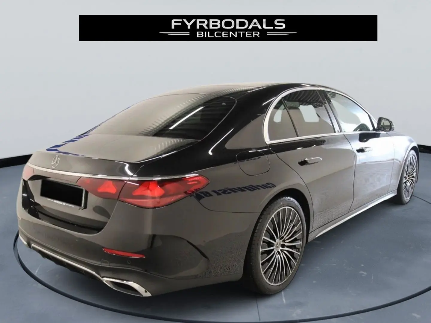 E220d AMG 197hp Premium Plus PANO HUD