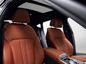 X6 M60 i M60i xDrive 530hp M-Sport Innovation C+