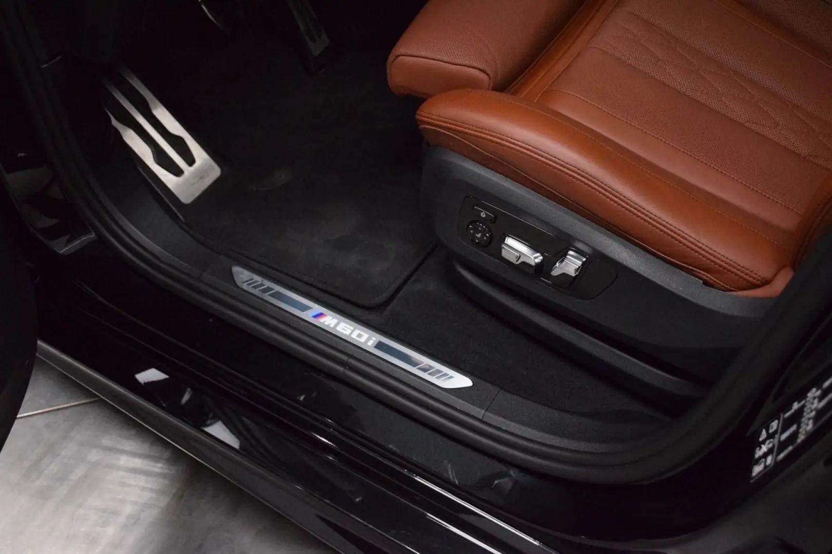 X6 M60 i M60i xDrive 530hp M-Sport Innovation C+
